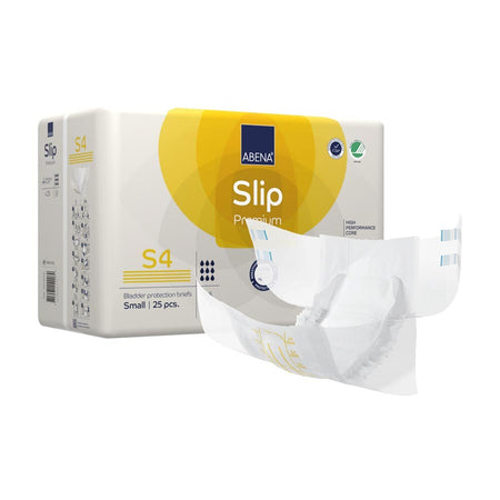 Weiße Inkontinenz-Windel der Marke Abena, Modell Slip Premium S4. Die Windel zeigt ein flexibles Design mit elastischen Bündchen und einem leicht strukturierten Obermaterial. Auf der Vorderseite sind Kammern zur Verteilung von Flüssigkeit erkennbar. Die Windel hat ein abnehmbares Klebeetikett in hellblau mit der Größe 'S4'. Im Hintergrund sind stilisierte, grafische Wasserzeichen zu sehen, die auf die hohe Saugfähigkeit hinweisen. Ideal geeignet für Erwachsene mit moderatem bis schwerem Inkontinenzbedarf.