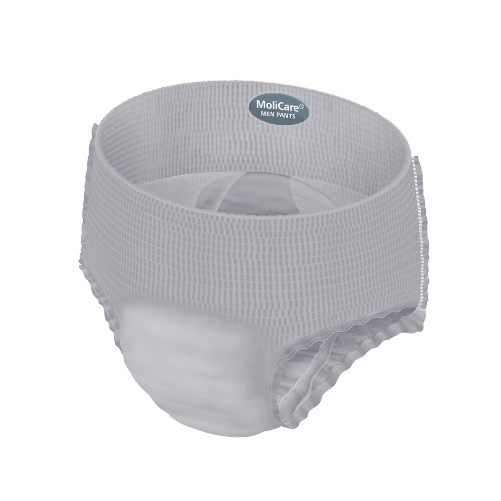 Bild eines Produkts: Molicare Men Pants, einer Inkontinenzhose speziell für Männer. Die Hose ist in einem dezenten, dunklen Blau gestaltet undzeigt eine moderne Schnittform. Sie wird in einer Packung mit versiegeltem, transparentem Schutz dargestellt. Auf der Vorderseite der Packung sind die Markenzeichen und Informationen über die Produktgröße gut lesbar. Im Hintergrund ist ein neutraler, hellfarbener Untergrund, der die Hose hervorhebt.