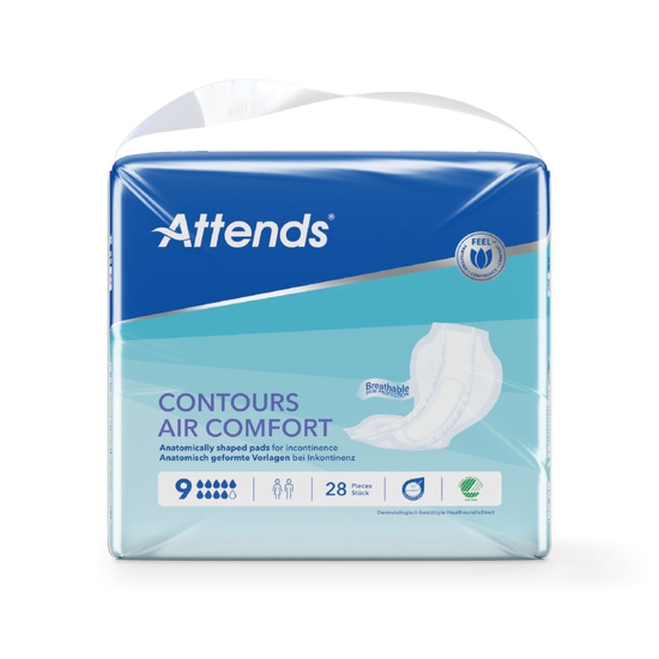 Attends Contours Air Comfort 9 Vorlagen: Auf dem Bild sind mehrere weiße, weich gepolsterte Inkontinenzvorlagen zu sehen, die geordnet in einem leicht schimmernden, transparenten Beutel angeordnet sind. Die Vorlagen sind mit einem modernen Design ausgestattet, mit elastischen, bis zu den Beinabschlüssen anpassbaren Rändern für einen optimalen Sitz. Die Vorderseite zeigt die Produktbezeichnung „Attends Contours Air Comfort 9“ sowie Informationen zur Größe.