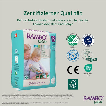 Bambo Nature Windeln der Größe 6 (XXL, 16+ kg) in einer umweltfreundlichen Verpackung. Die Frontansicht zeigt eine ansprechende Gestaltung mit einem farbenfrohen, kindgerechten Motiv sowie dem Produktlogo oben. Die Verpackung enthält 28 Windeln und betont die sanften, hautfreundlichen Eigenschaften der Windeln, die frei von schädlichen Chemikalien sind. Die klare Produktbezeichnung und die ökologische Ausrichtung werden hervorgehoben, was auf die Nachhaltigkeit des Produkts hinweist.