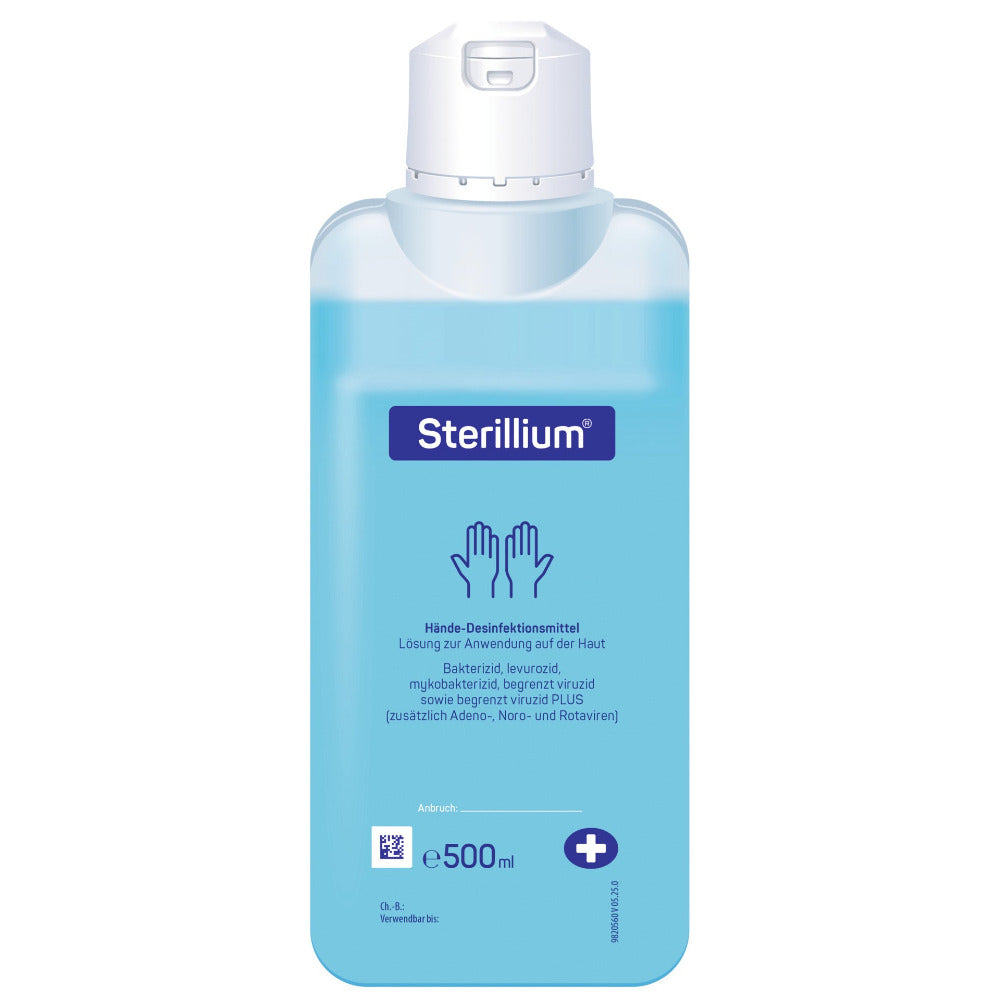 Mittlere blaue Sterillium Flasche mit weißem Klappverschluss und Frontetikett, 500 ml, freigestellt auf weiß.