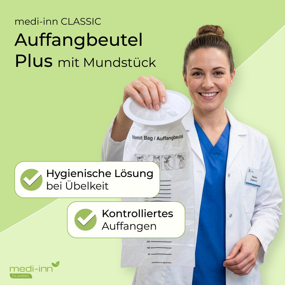 Medizinische Fachkraft hält den medi-inn Auffangbeutel Plus als hygienische Lösung bei Übelkeit
