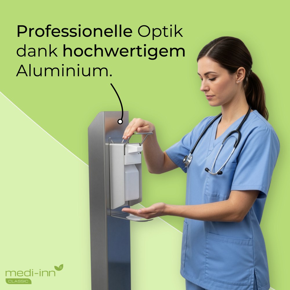 Anwendung: Person bedient den Kurzarmhebel am Desinfektionsspender der freistehenden Hygienesäule.