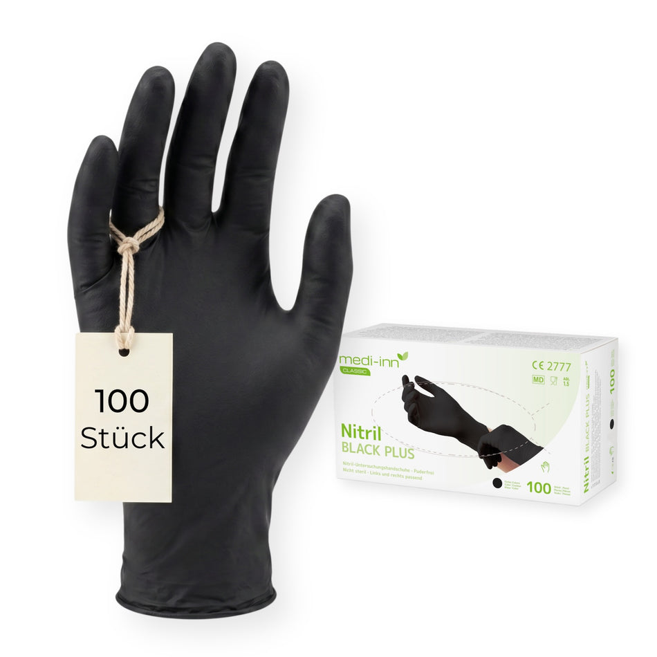 Frontalansicht eines Medi-Inn Nitril Black Plus Einmalhandschuhs neben der Verpackung mit 100 Stück.