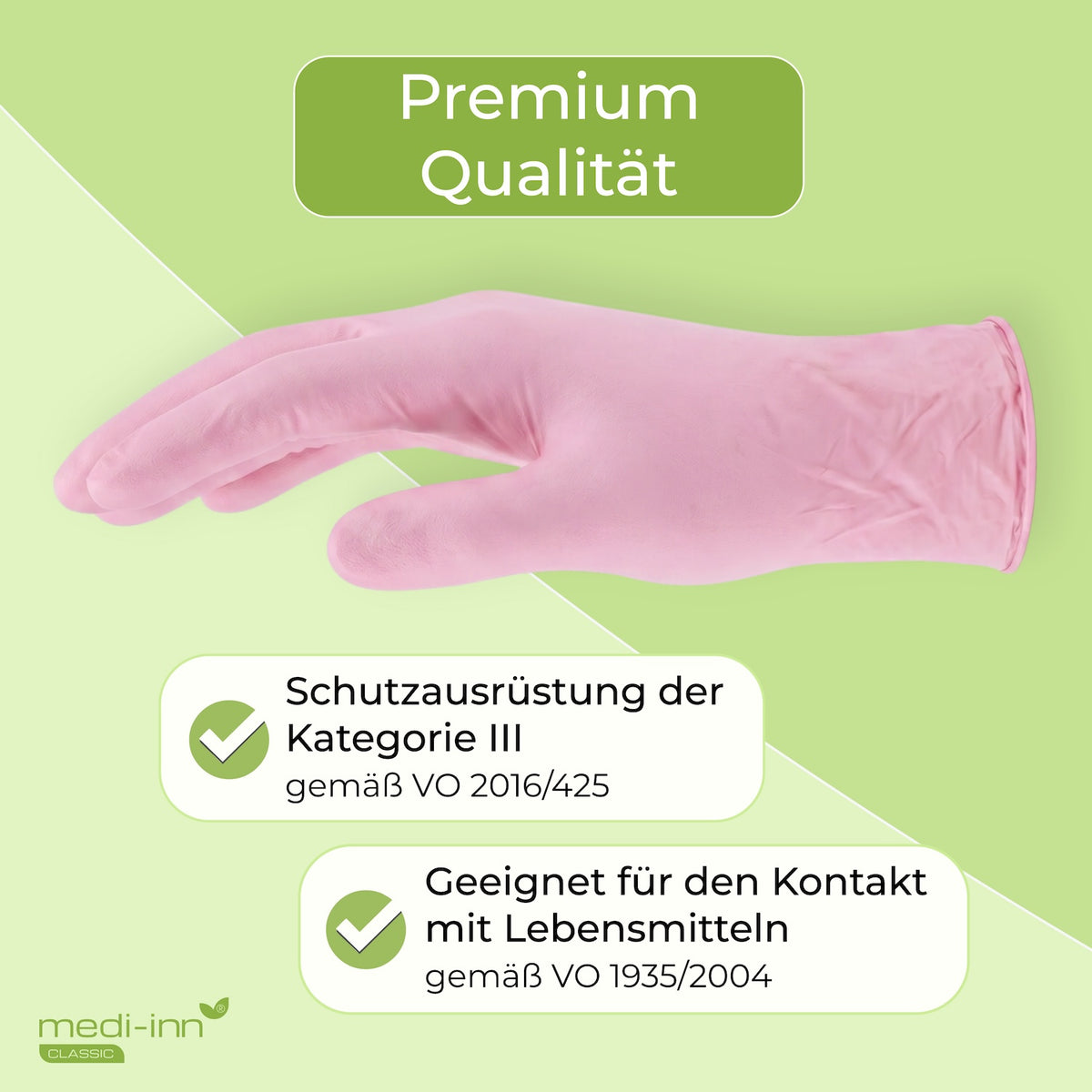 Seitliche Ansicht eines Medi-Inn Nitril Pink Plus Einmalhandschuhs mit den Hinweisen: Premium Qualität, Schutzausrüstung der Kategorie III gemäß VO 2016/425, Geeignet für den Kontakt mit Lebensmitteln gemäß VO 1935/2004.