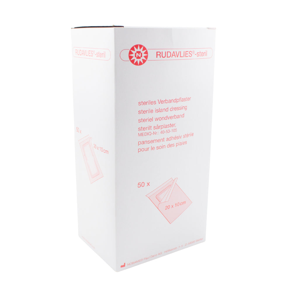 Das Bild zeigt ein Paket mit Noba Rudavlies steril Verbandpflastern in der Größe 20 x 10 cm. Die Verpackung ist überwiegend in Weiß gehalten und trägt das Noba-Logo sowie den Produktnamen in klarer, blauer Schrift. Auf der Vorderseite findet sich eine grafische Darstellung eines Verbandpflasters, das auf einem Hintergrund von sanften, freundlichen Farben präsentiert wird. Im unteren Bereich sind wichtige Hinweise zur Anwendung und Sicherheit abgedruckt.