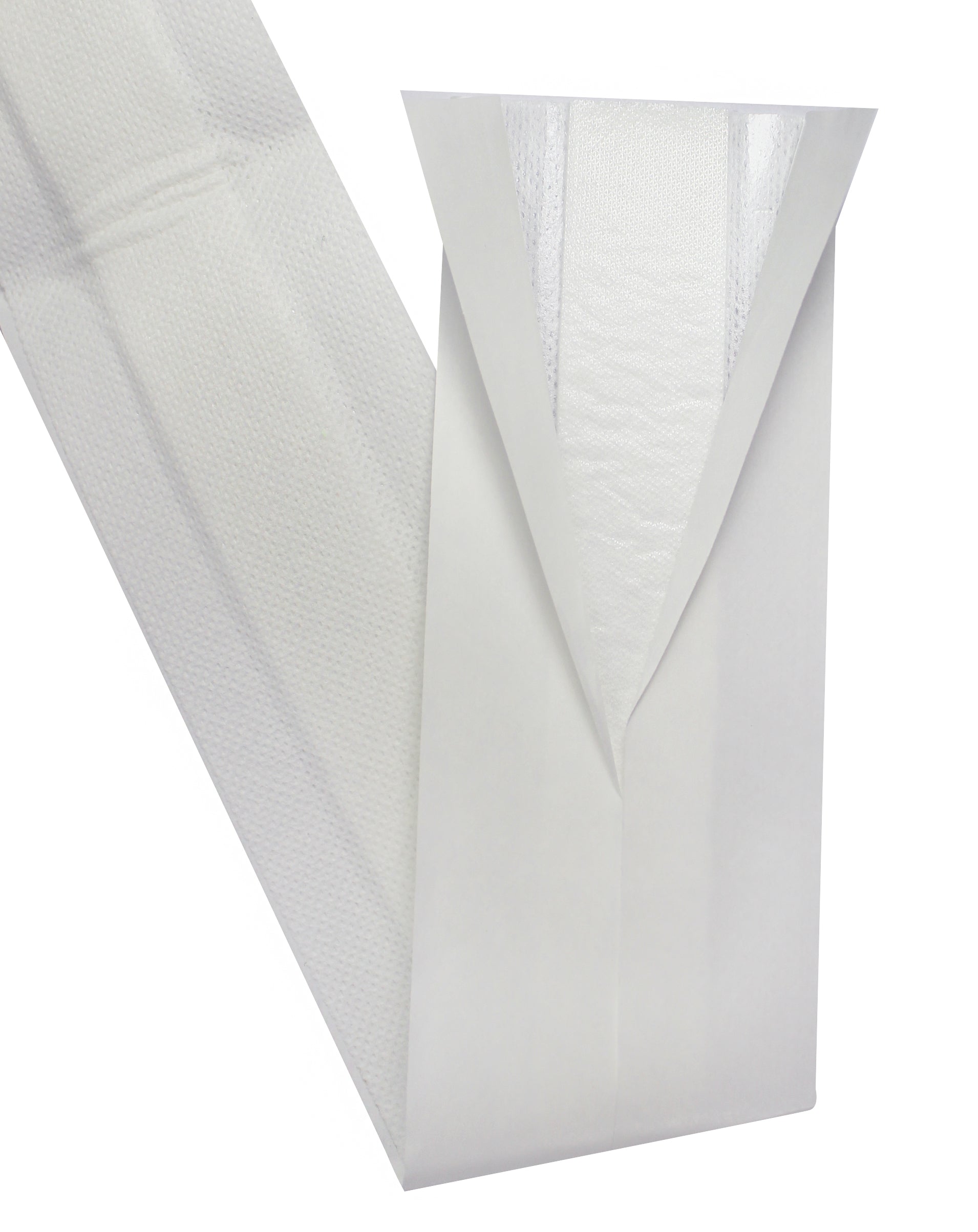 Ein stilvolles, modernes Geschirrset bestehend aus vier Schalen in sanften Pastellfarben: Hellblau, zartrosa, mintgrün und blassgelb. Jede Schale hat eine leicht glänzende Oberflächenbeschichtung und eine runde Form mit einem breiten Rand. Sie sind auf einem weißen Untergrund arrangiert, der das Set optimal zur Geltung bringt. Die Schalen sind stapelbar und eignen sich ideal für Desserts, Snacks oder kleine Gerichte. Das ansprechende Design verleiht jedem Esstisch eine frische, einladende Note.